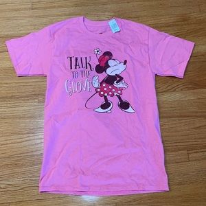 Disney Talk to the Glove Minnie Mouse tshirt